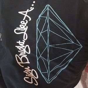 Shine bright like a diamond 💎  vintage 90's tshirt